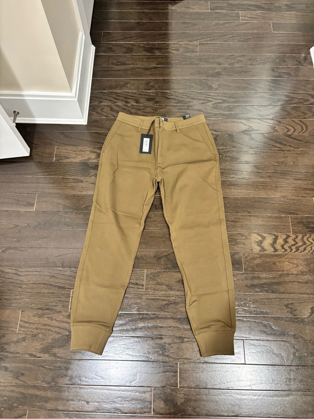 PAIGE Men's Jogger Pants in Camel